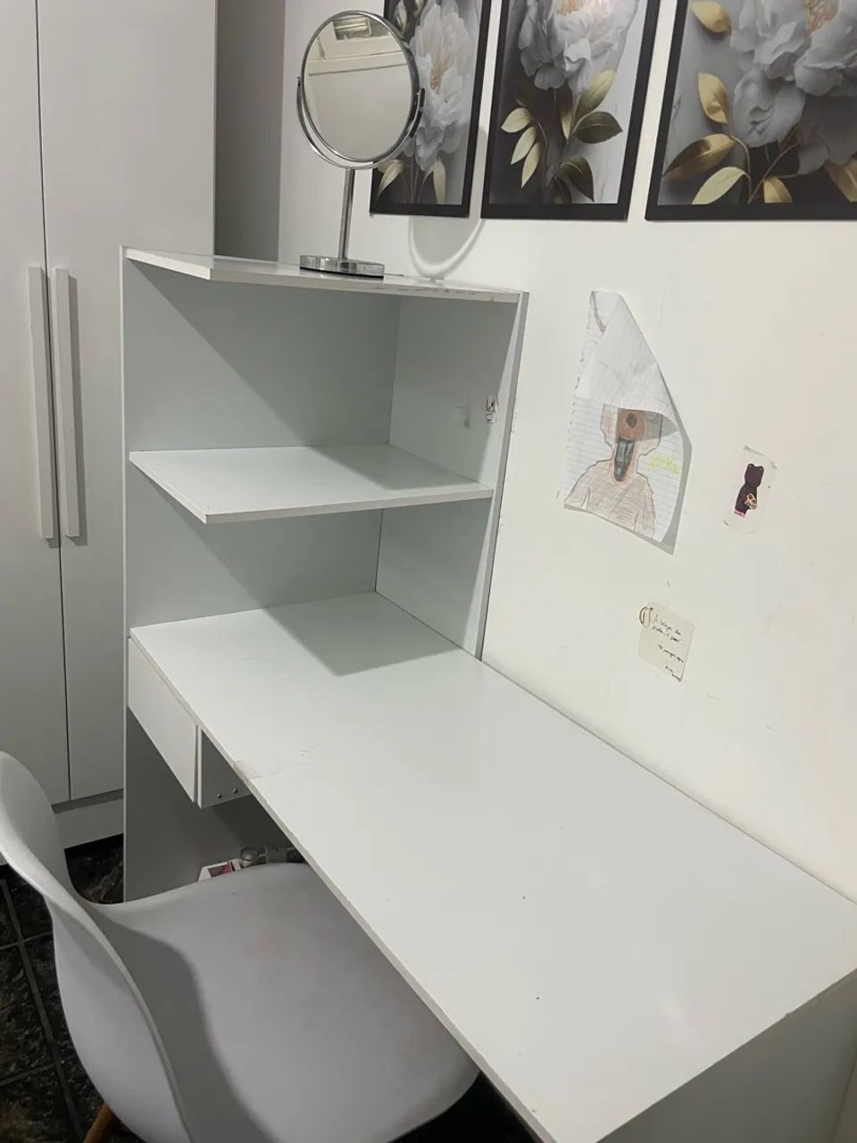 Mesa de estudos  - Foto 2