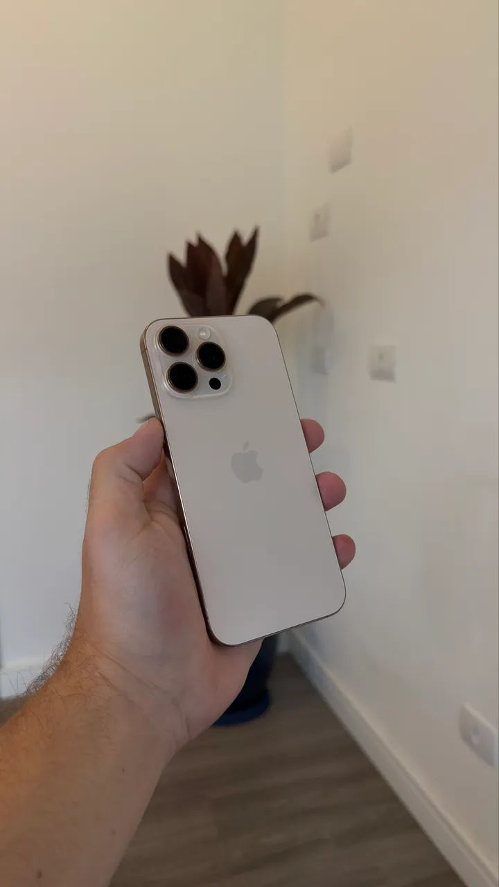 iPhone 16 pro max 256gb desert titanium  - Foto 4