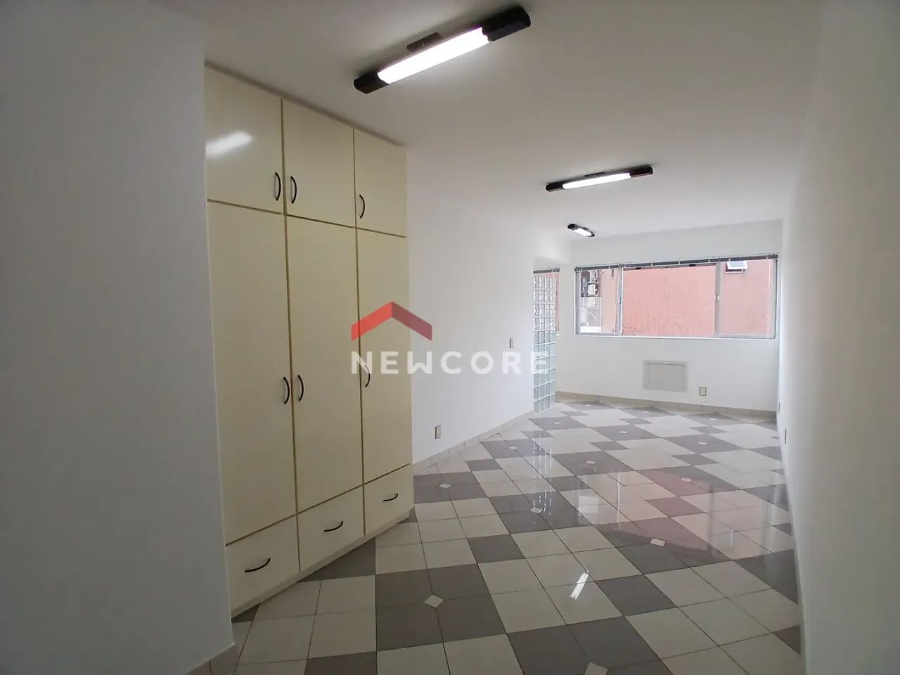 Sala comercial em Rua Lauro Linhares - Trindade - Florianópolis/SC - Foto 2