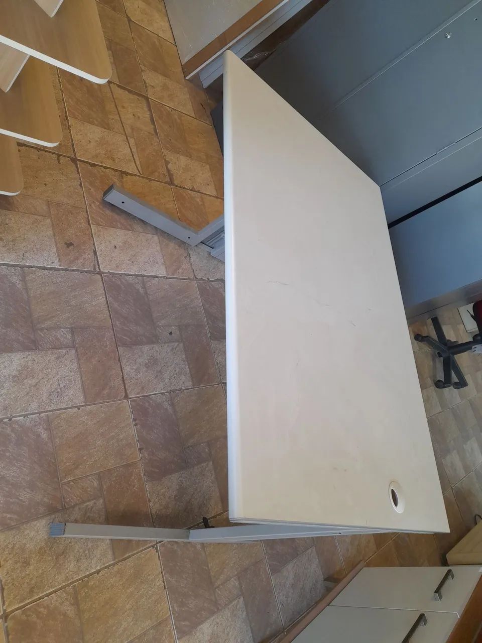 Mesa reta 1,20x80 em ótimo estado