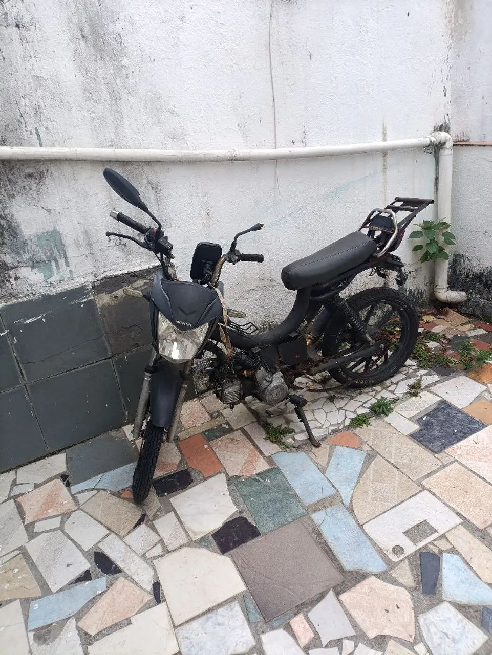 Vendo Duas Mobiletes 2T e 4T