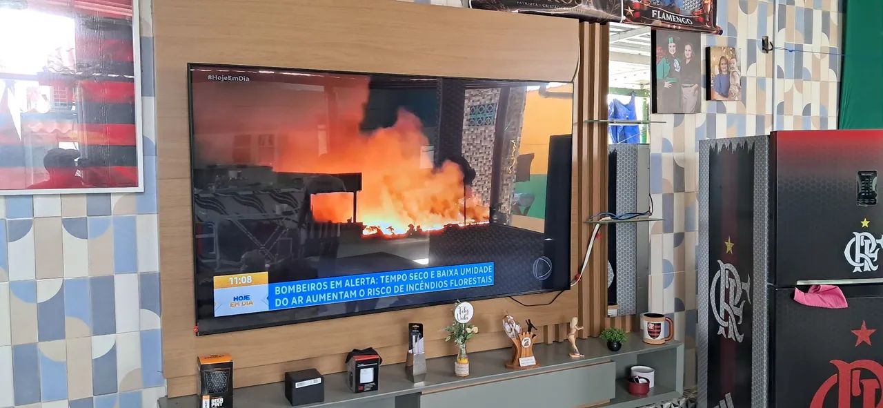 VENDO TV DE 70 POLEGADAS NOVA