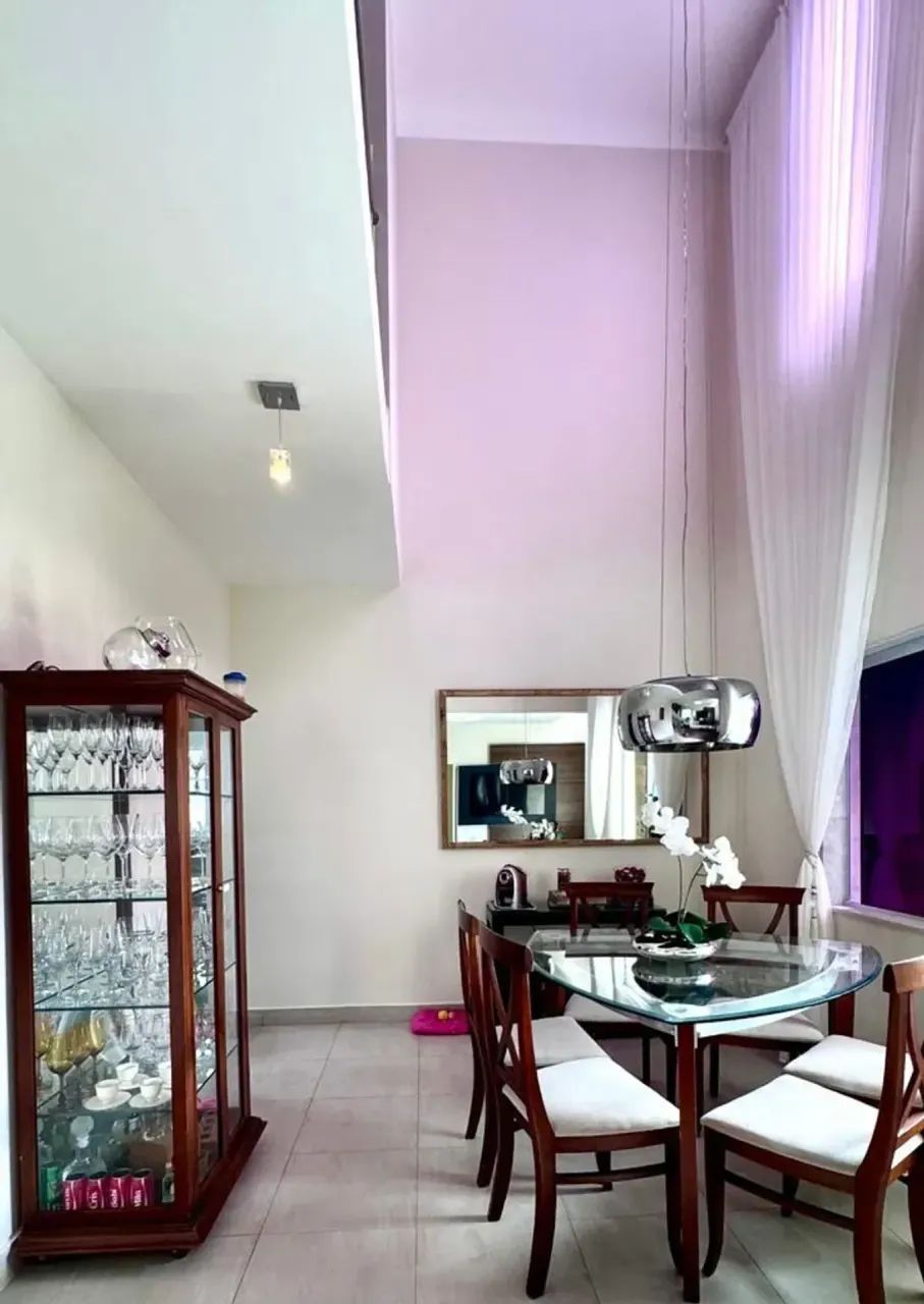 Ótima casa duplex com 280m², 4 suítes sendo 1 master com closet e hidro, varanda gourmet c - Foto 2