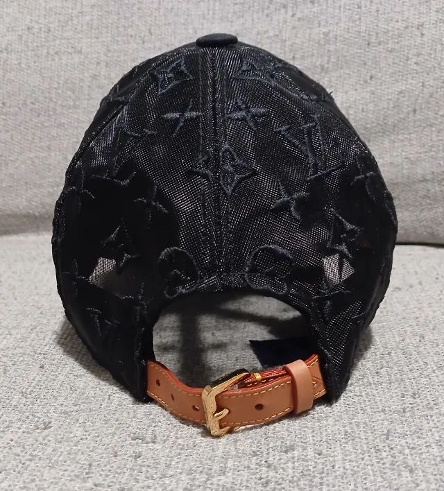 Boné Louis Vuitton Monogram Mesh M77114 Preto - Foto 3