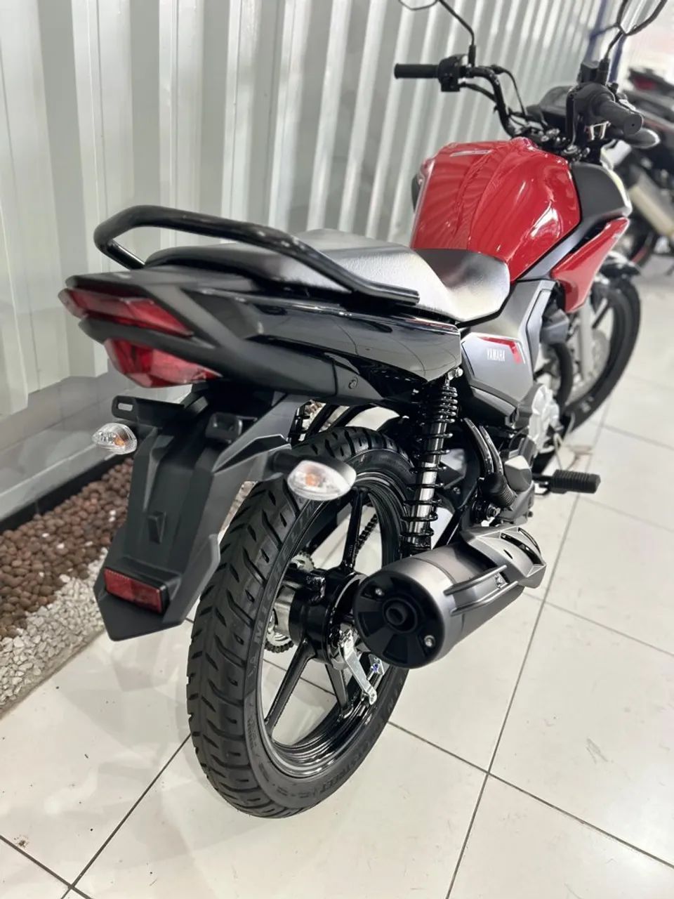 YAMAHA FACTOR 150 2026 - Foto 4