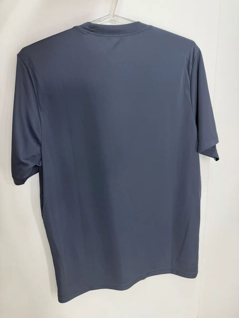 Camiseta Adidas - M  - Foto 2