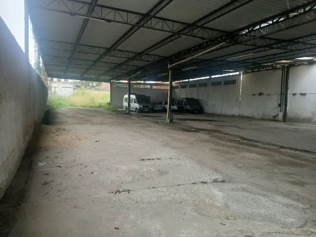GALPÃO 2.400 m² AMPLO PÁTIO E CASA - SANTA CRUZ - Foto 3