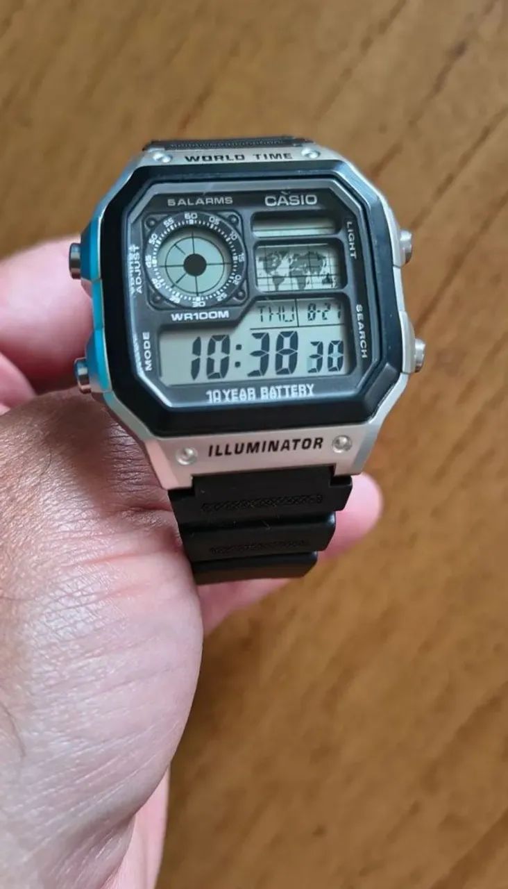 Relógio Casio world Royale 