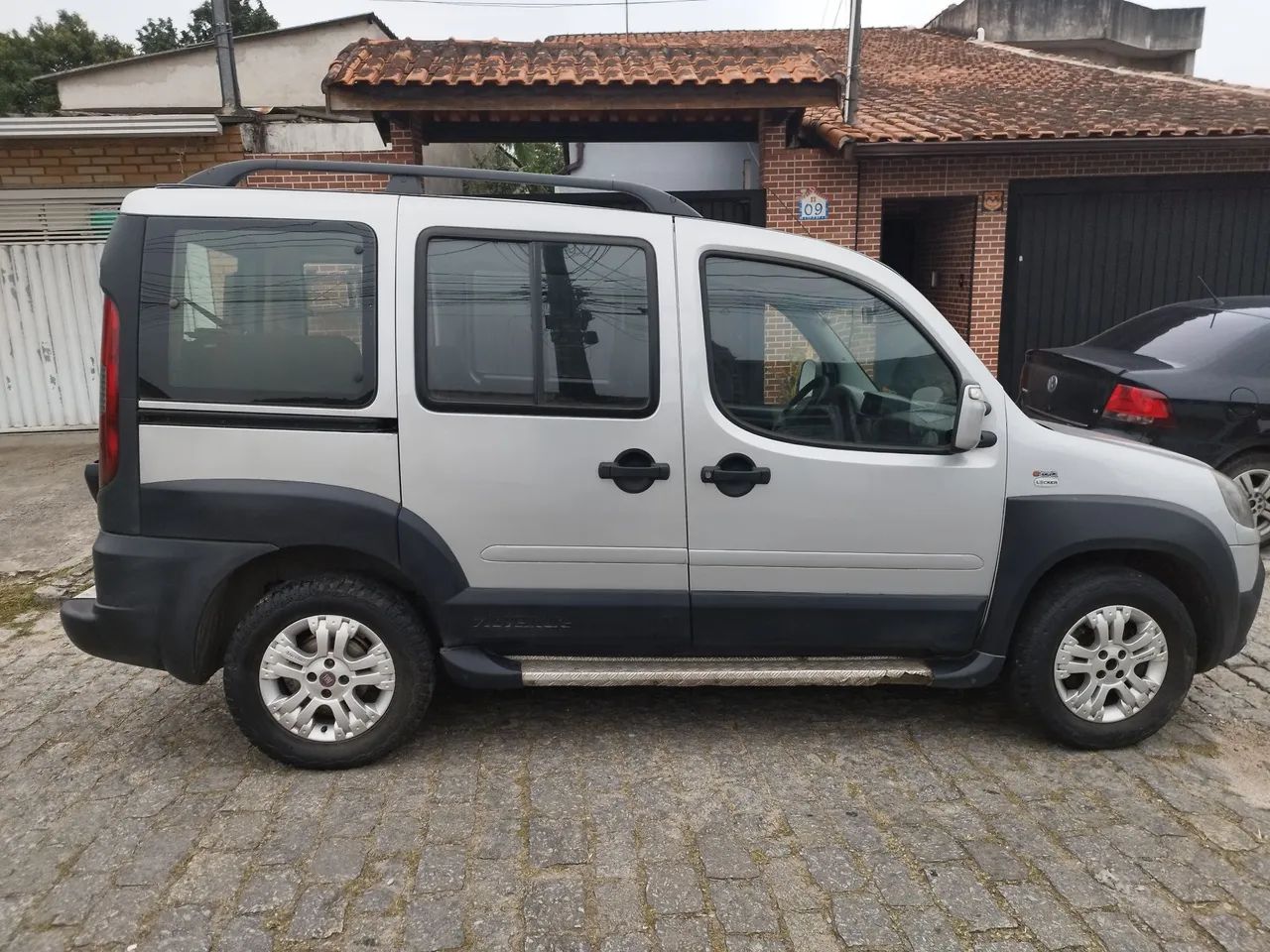 Fiat Doblo Doblo Adv/Adv TRYON/LOCKER 1.8 Flex 2011