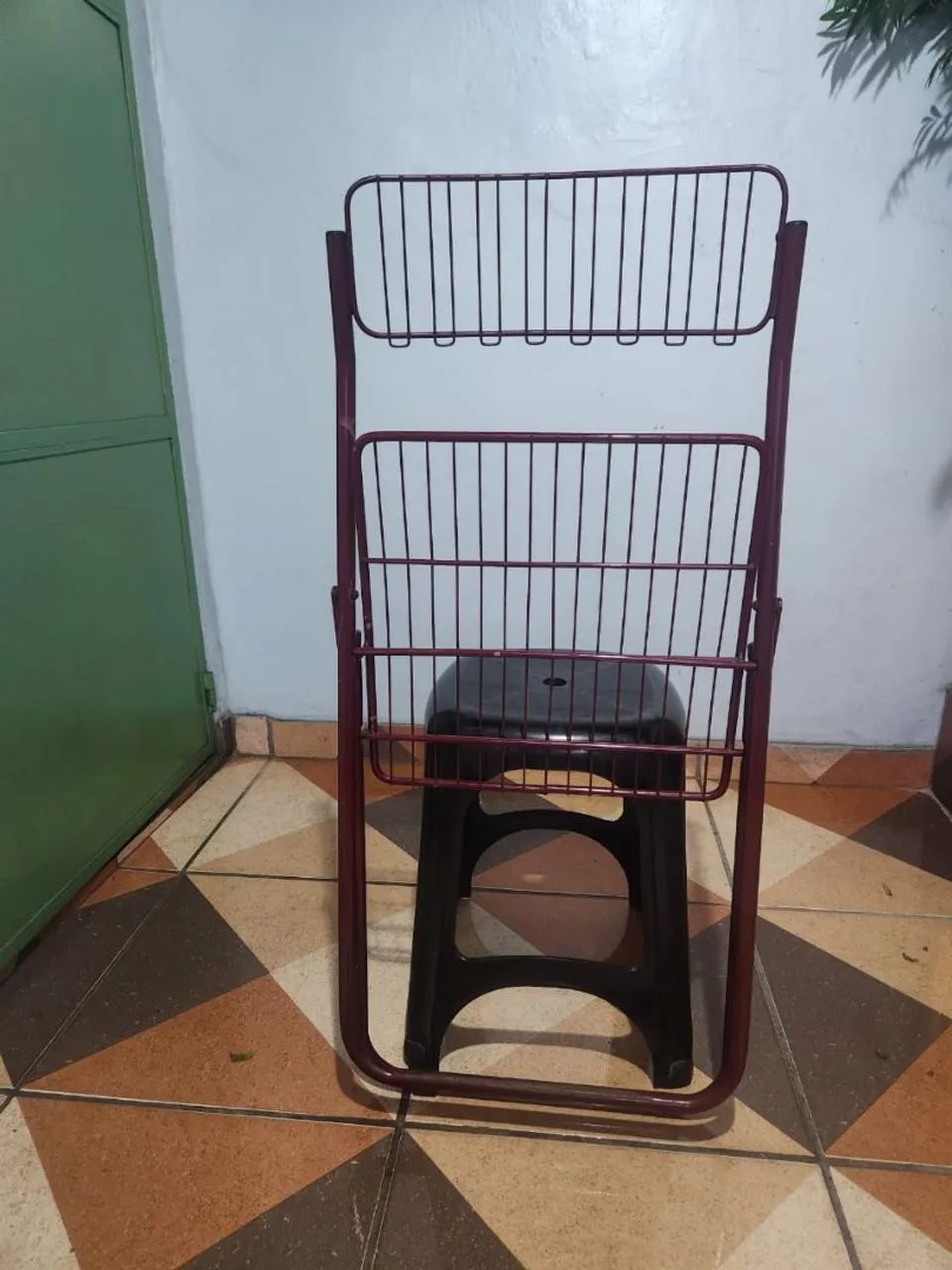 Cadeira escrivaninha  - Foto 2