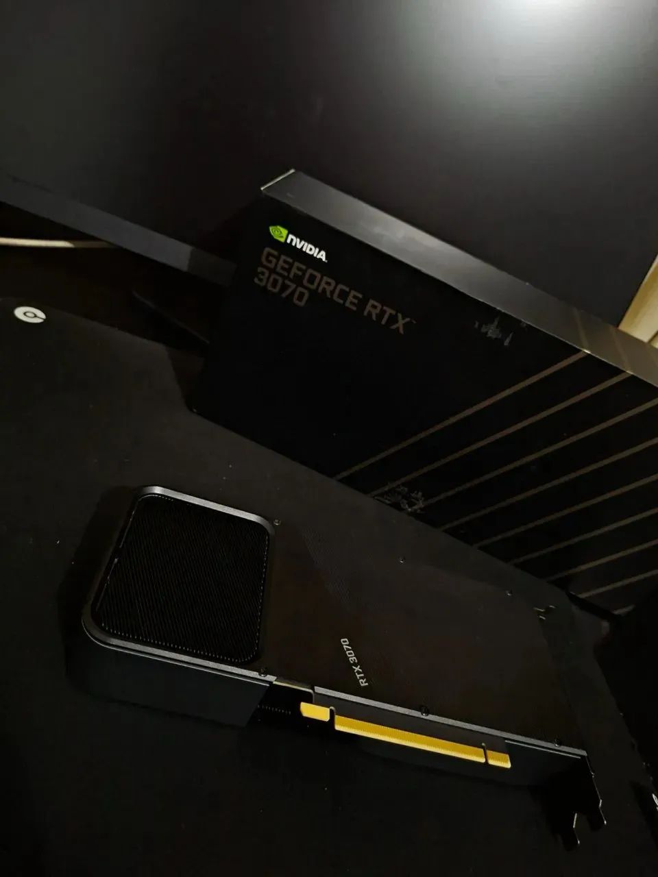 Geforce RTX 3070 Founders Edition FE  - Foto 2