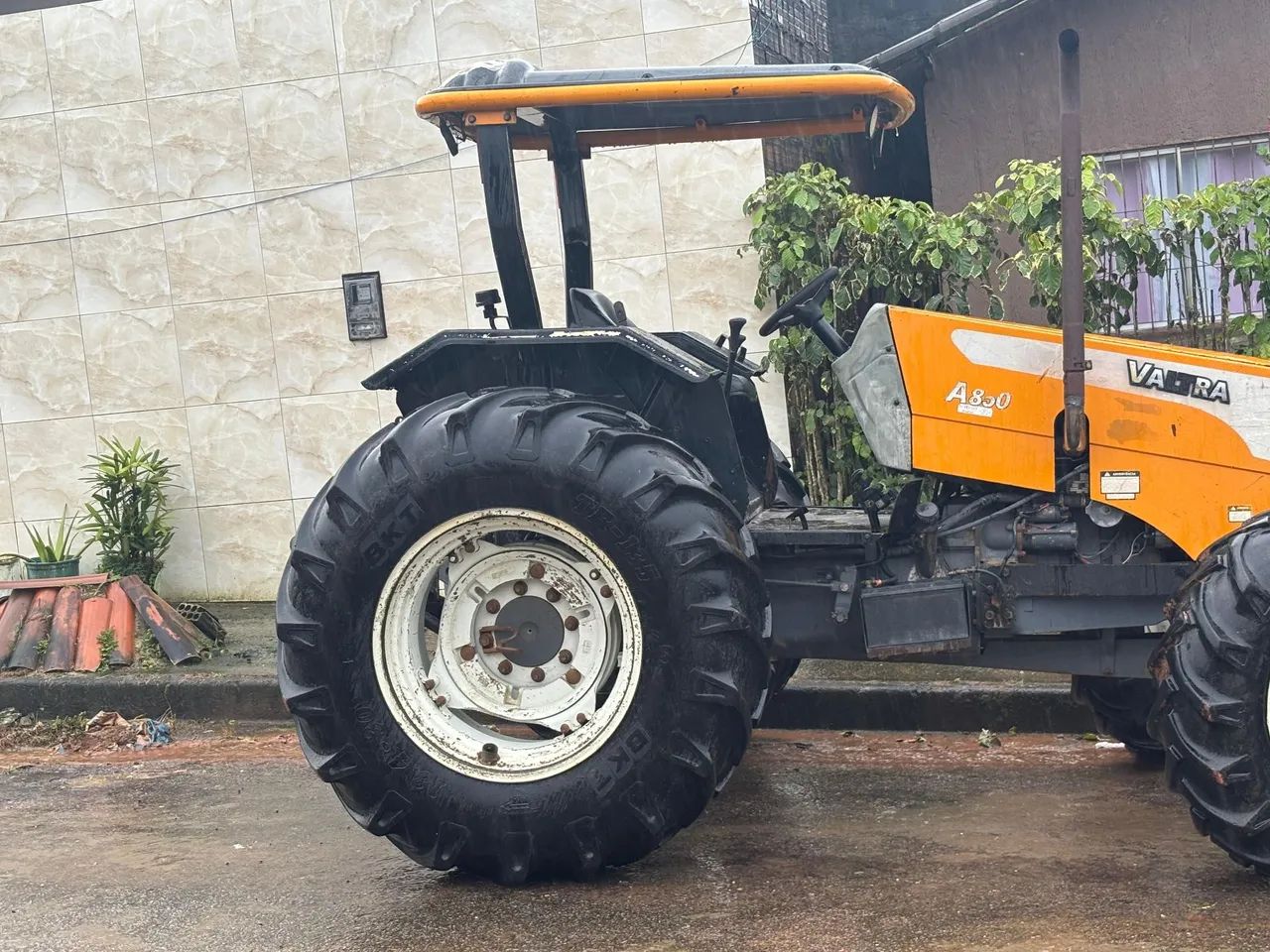 Trator Valtra A 850 