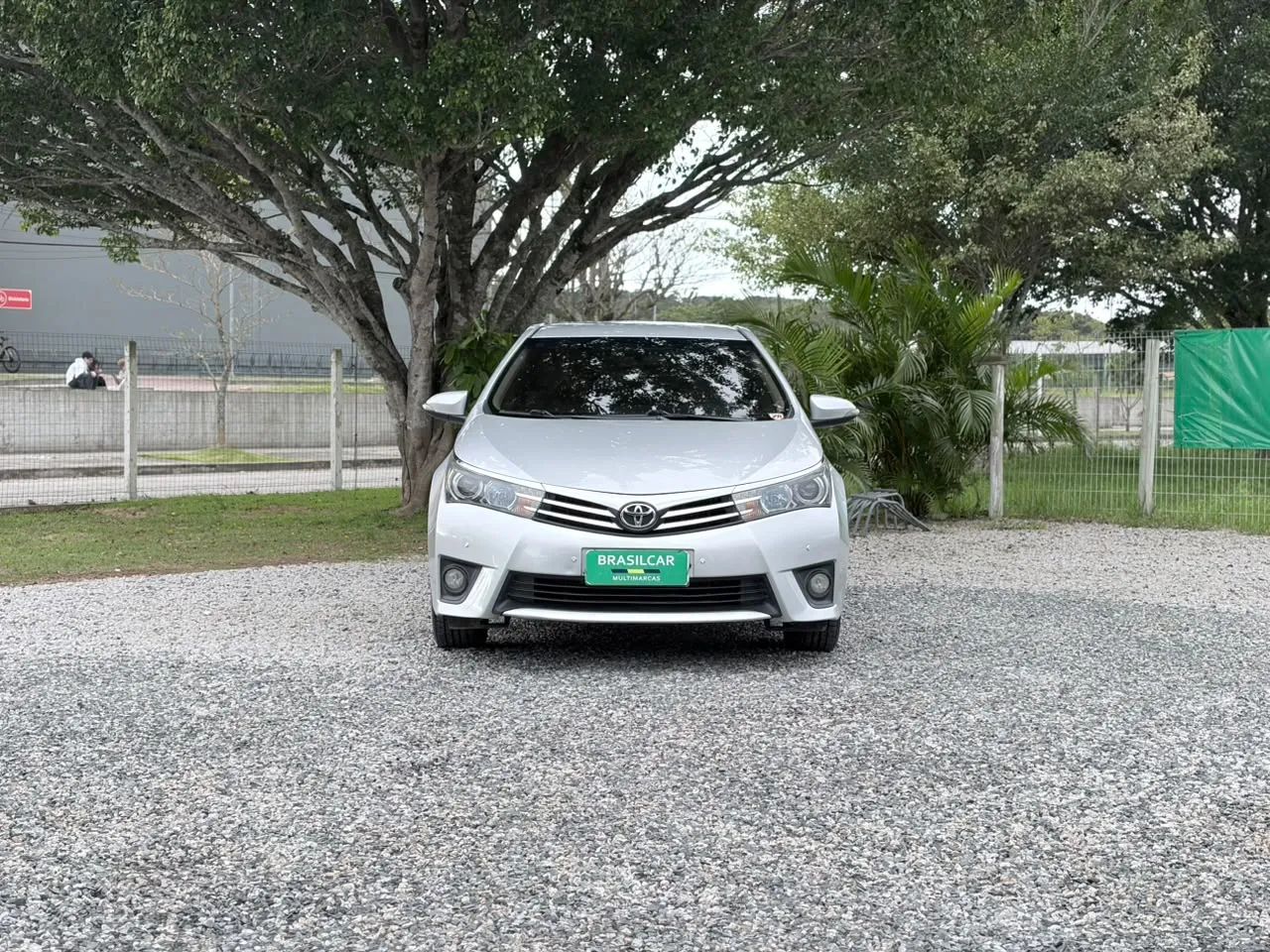Toyota Corolla Altis 2.0 Flex 16V Aut. 2015 - Foto 2