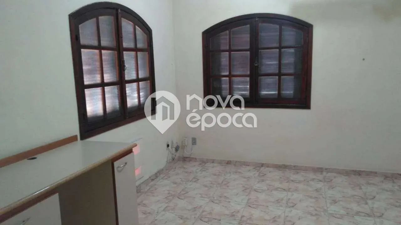 Jacarepaguá | Casa 3 quartos, sendo 1 suite