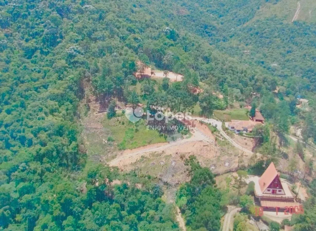 Casa em Araras, Petrópolis