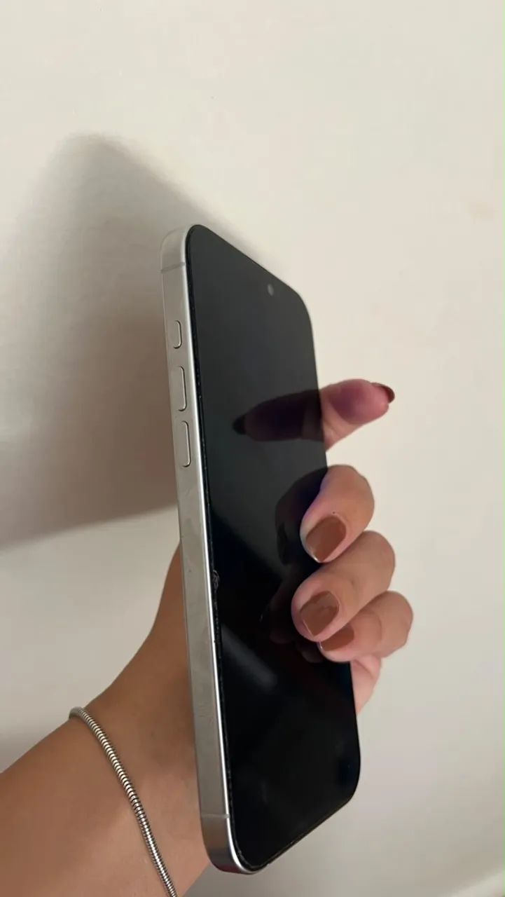 IPHONE 16 pro max  - Foto 3