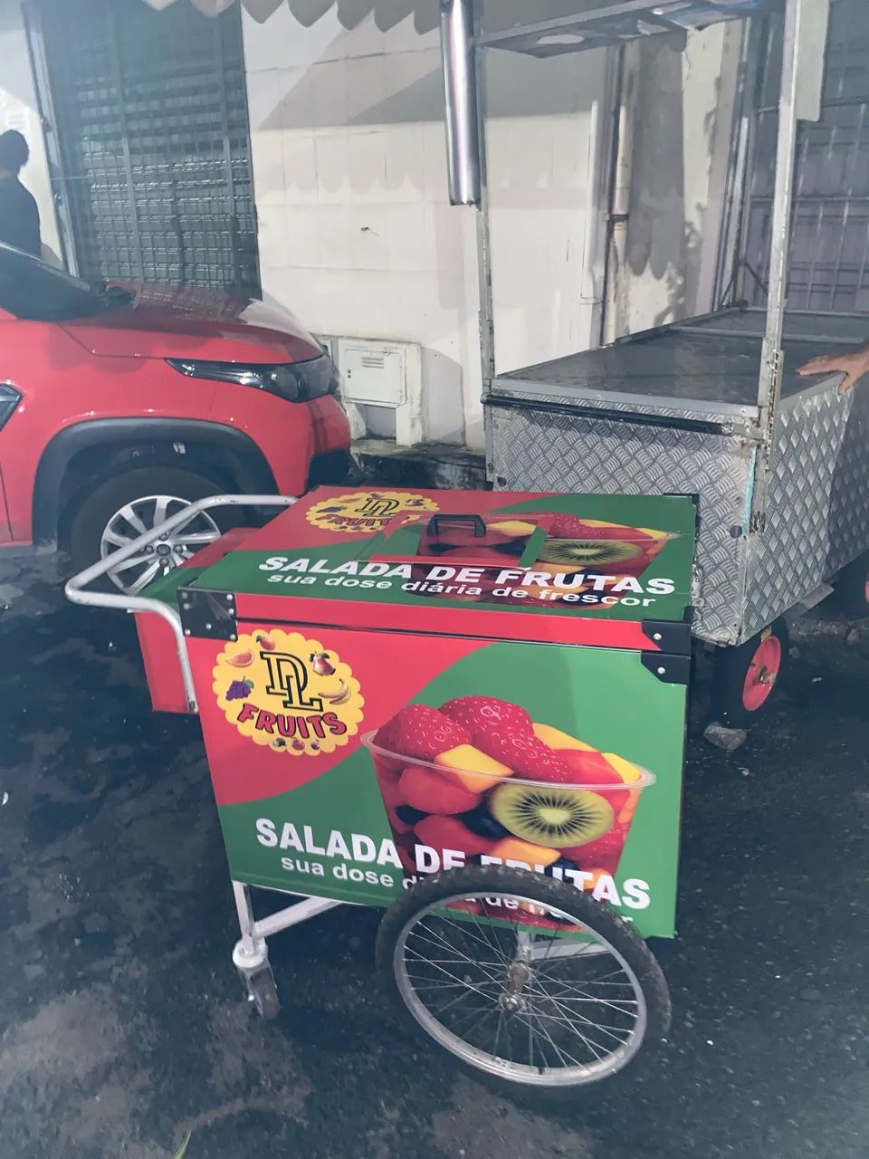 Carrinho de salada de fruta 