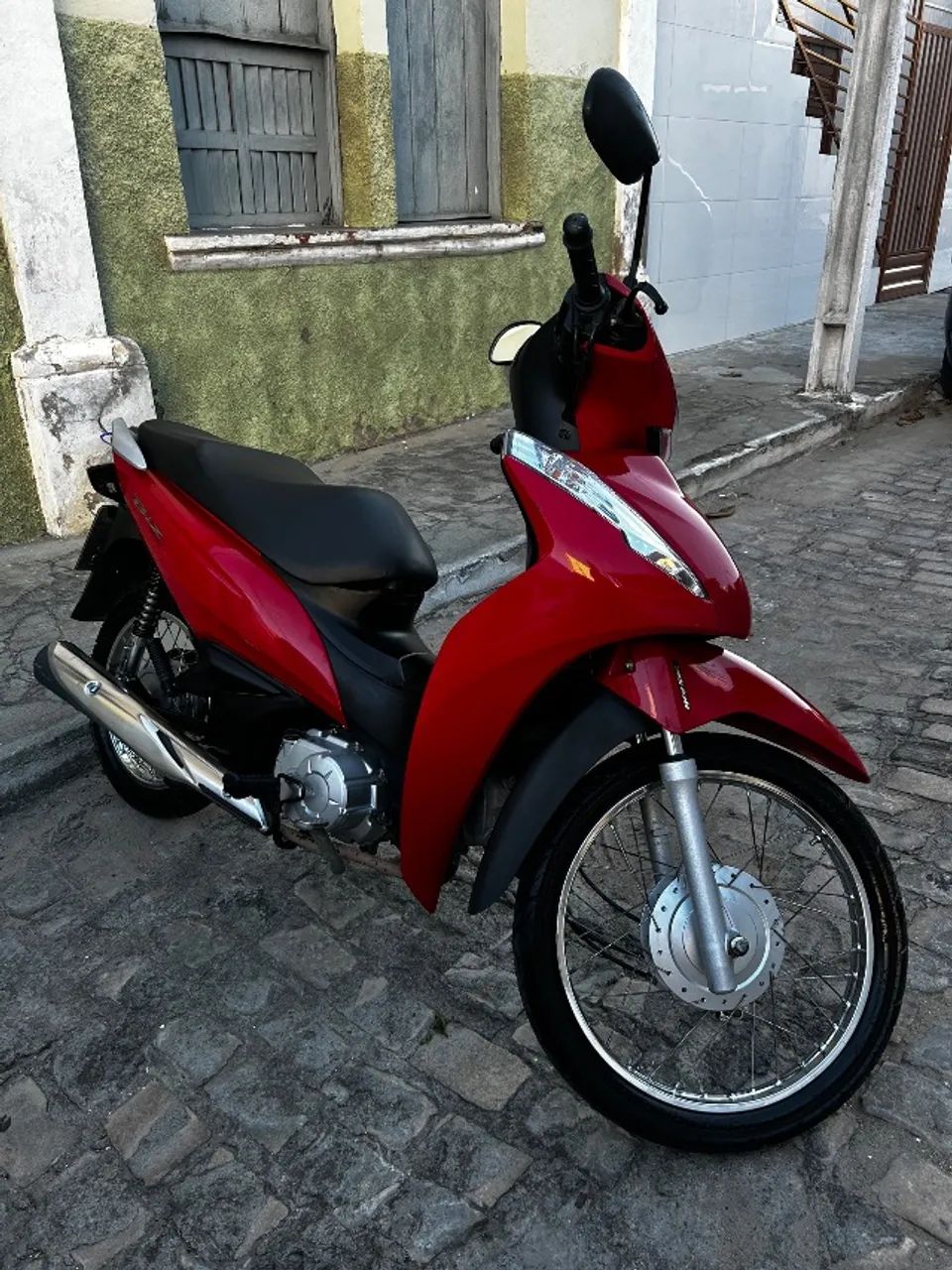 Biz 110i 2018 c/ 7.500km