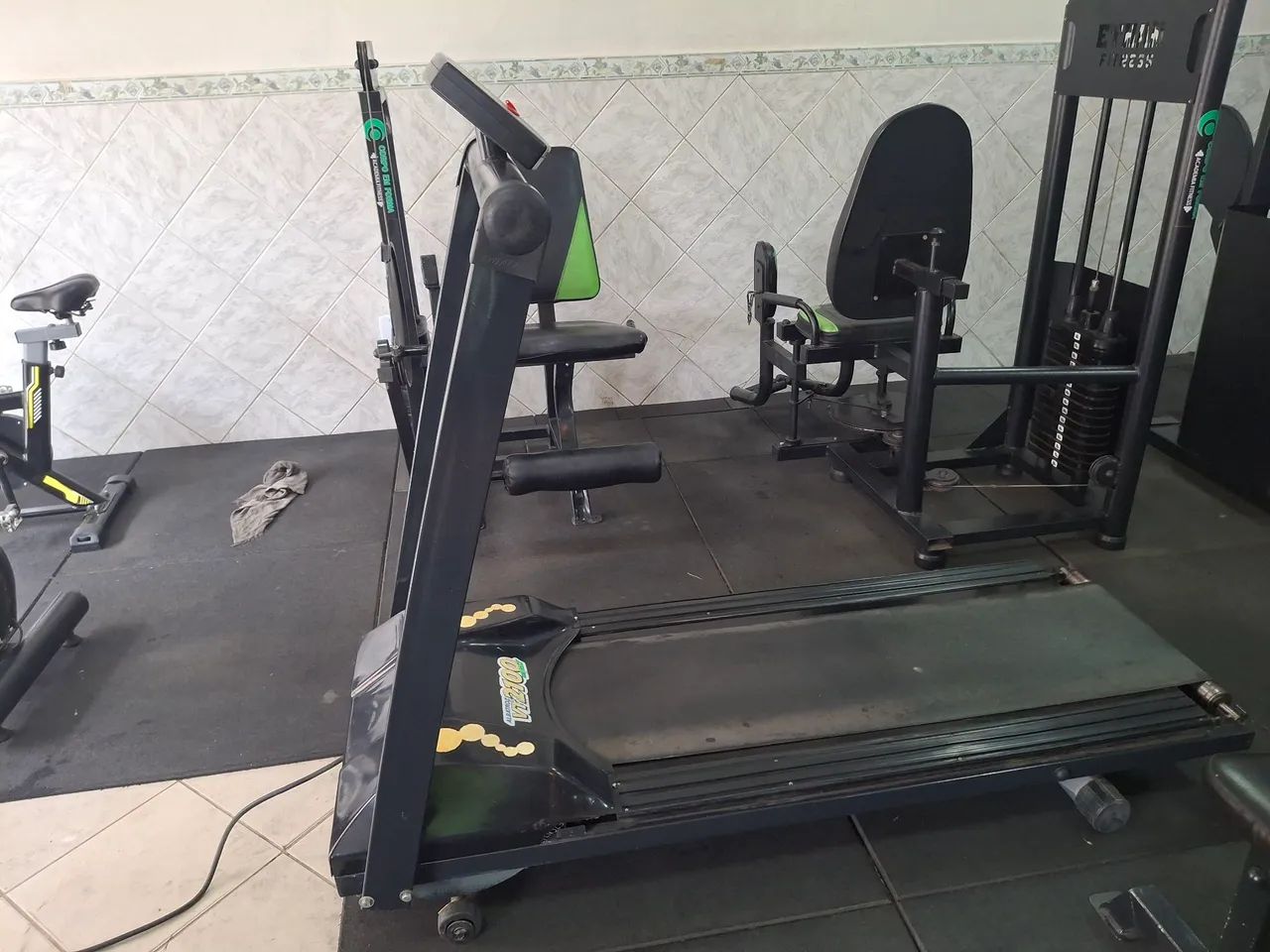 Esteira Profissional de Academia - Foto 2