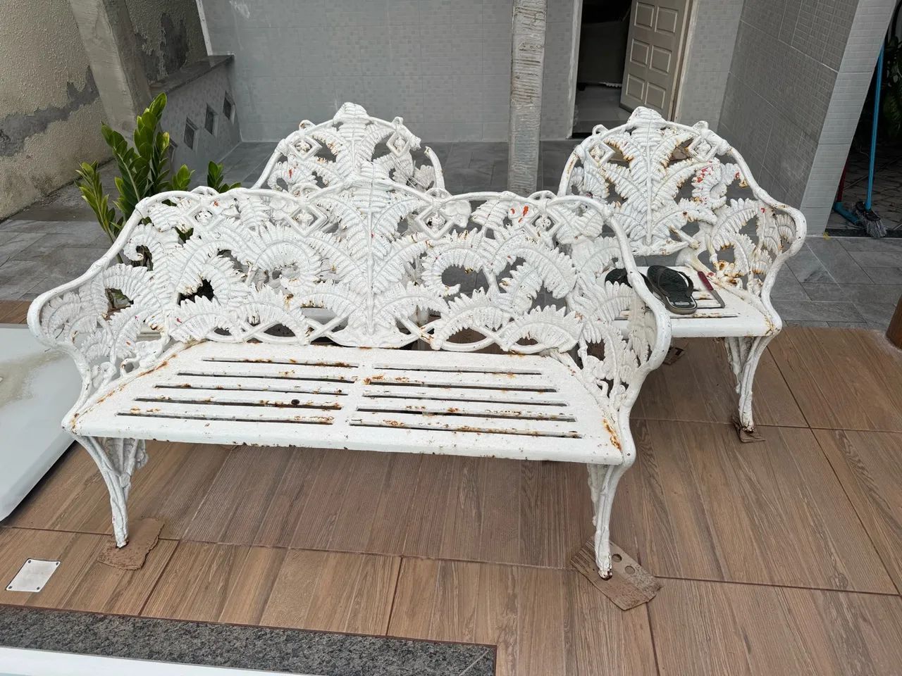 VENDO CONJUNTO DE CADEIRAS DE FERRO!