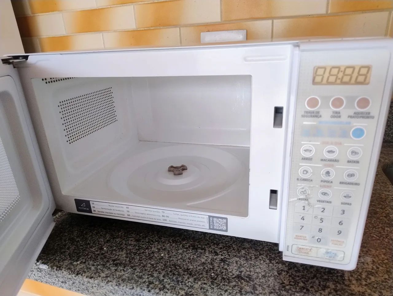 Microondas Electrolux - Para retirada de peças  - Foto 2