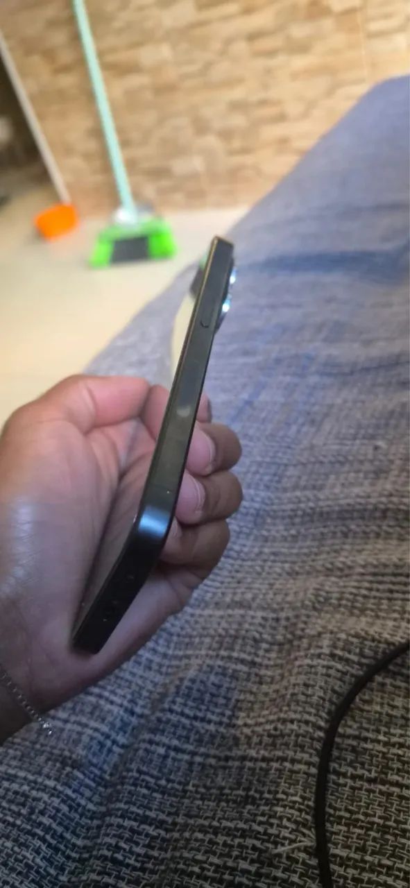 IPhone 15 Pro  - Foto 5