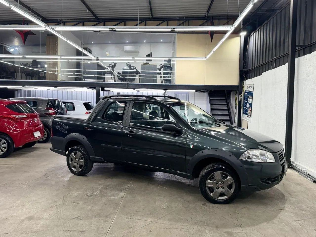 Fiat Strada Working Hard 1.4 Fire Flex 8V CD 2011 - Foto 3