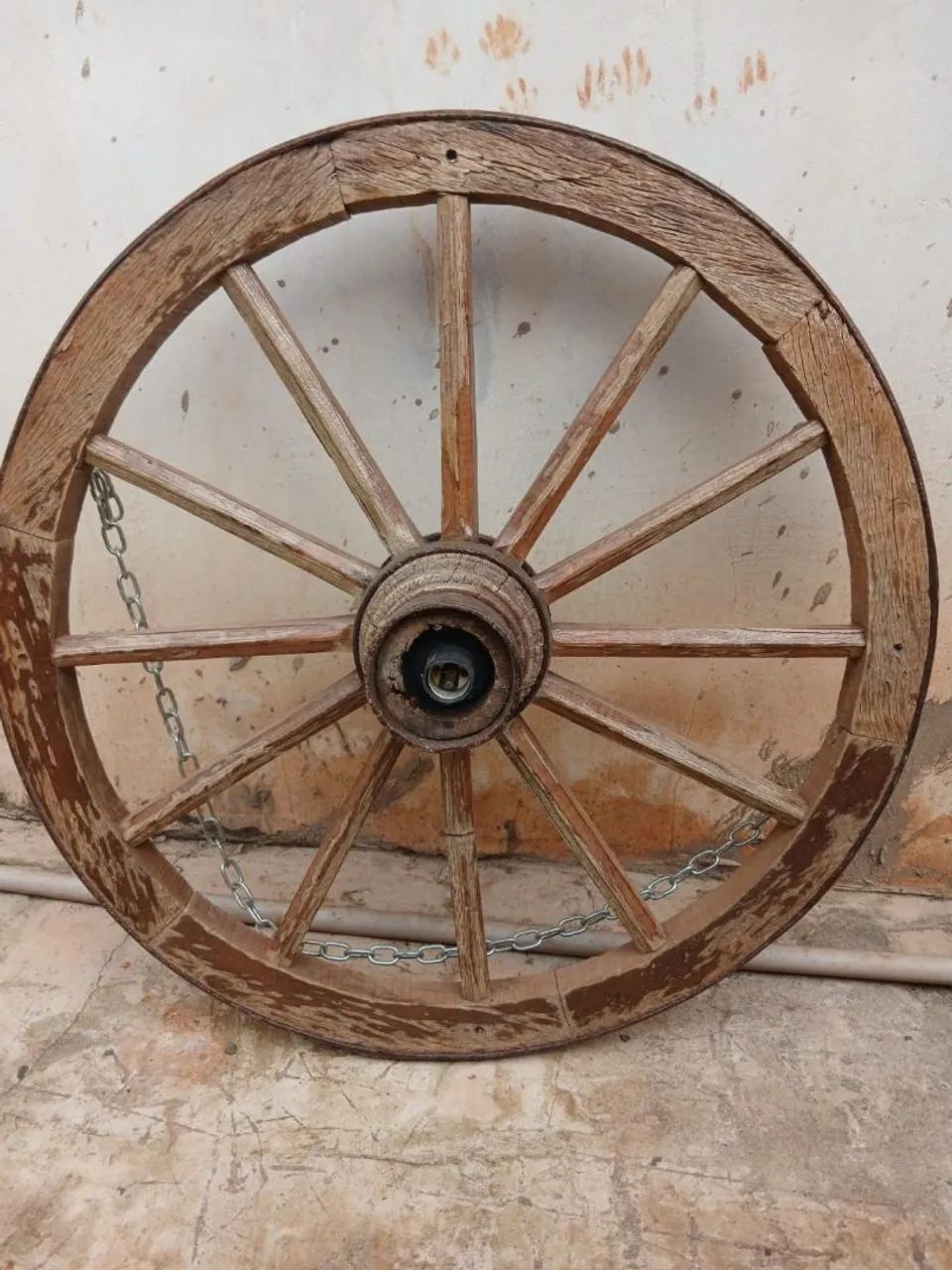 Roda luminária de carroça-Estilo Rústico  - Foto 4