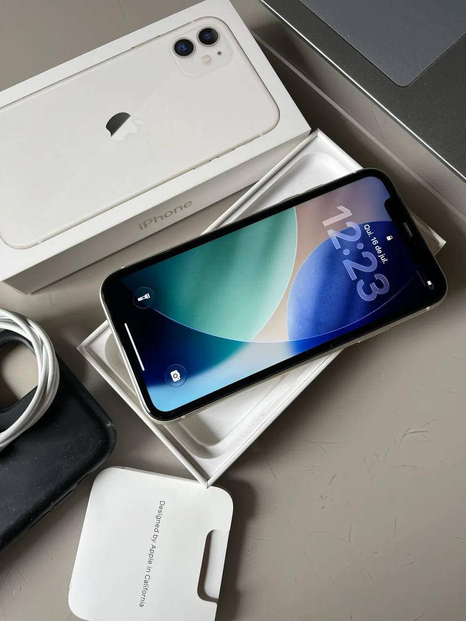 iPhone 11 64GB Branco Excelente Estado