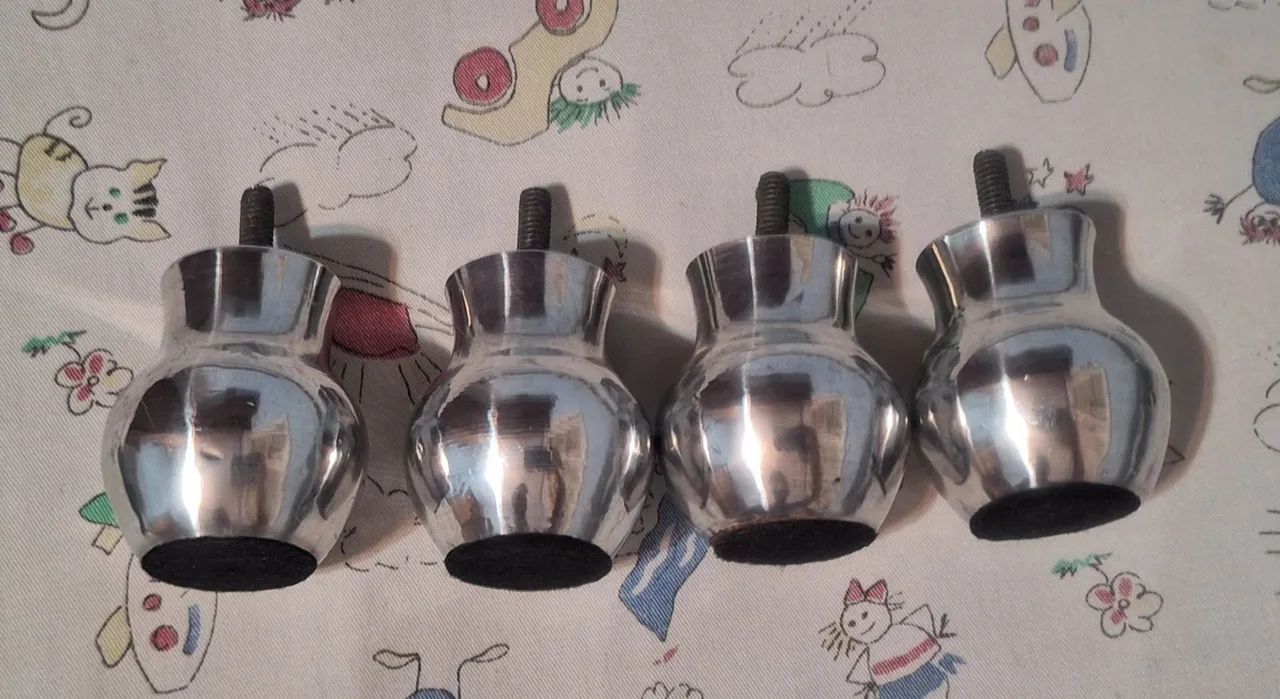 Kit c/ 4 pés de alumínio para móveis.  - Foto 4