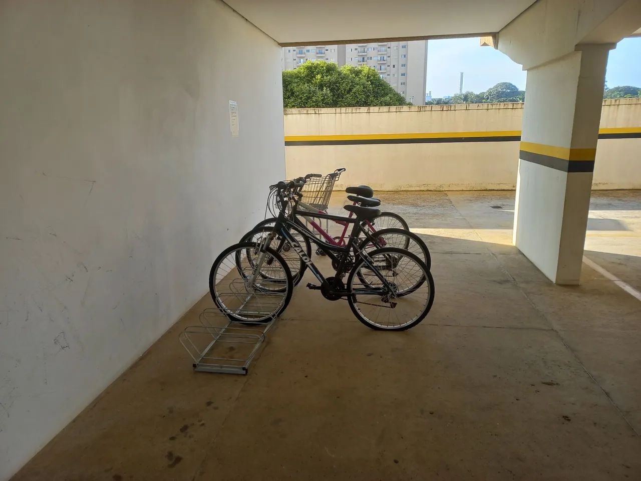 Locação Apto no Centro - Foto 5