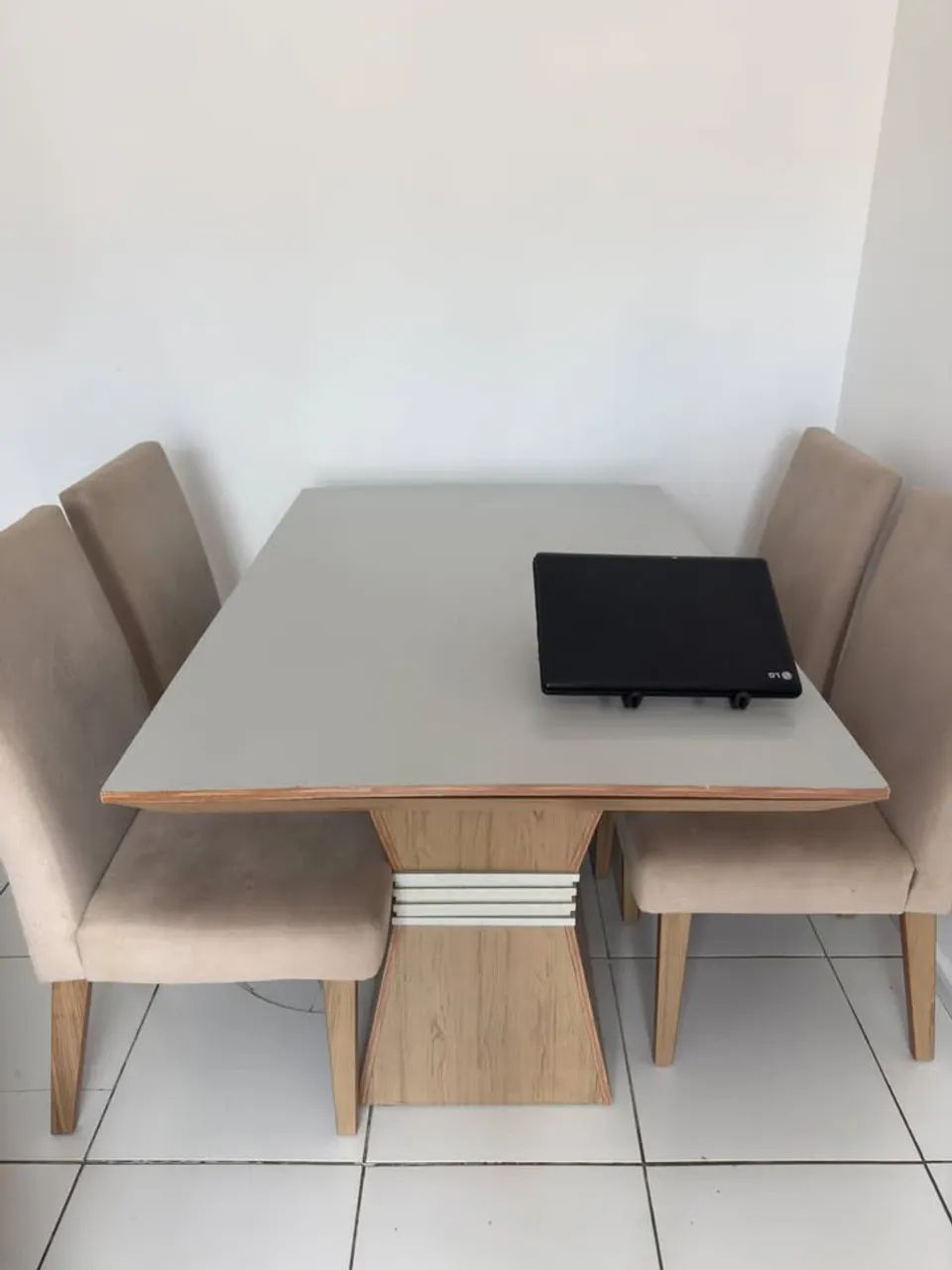 MESA EM MDF BRANCA  - Foto 4