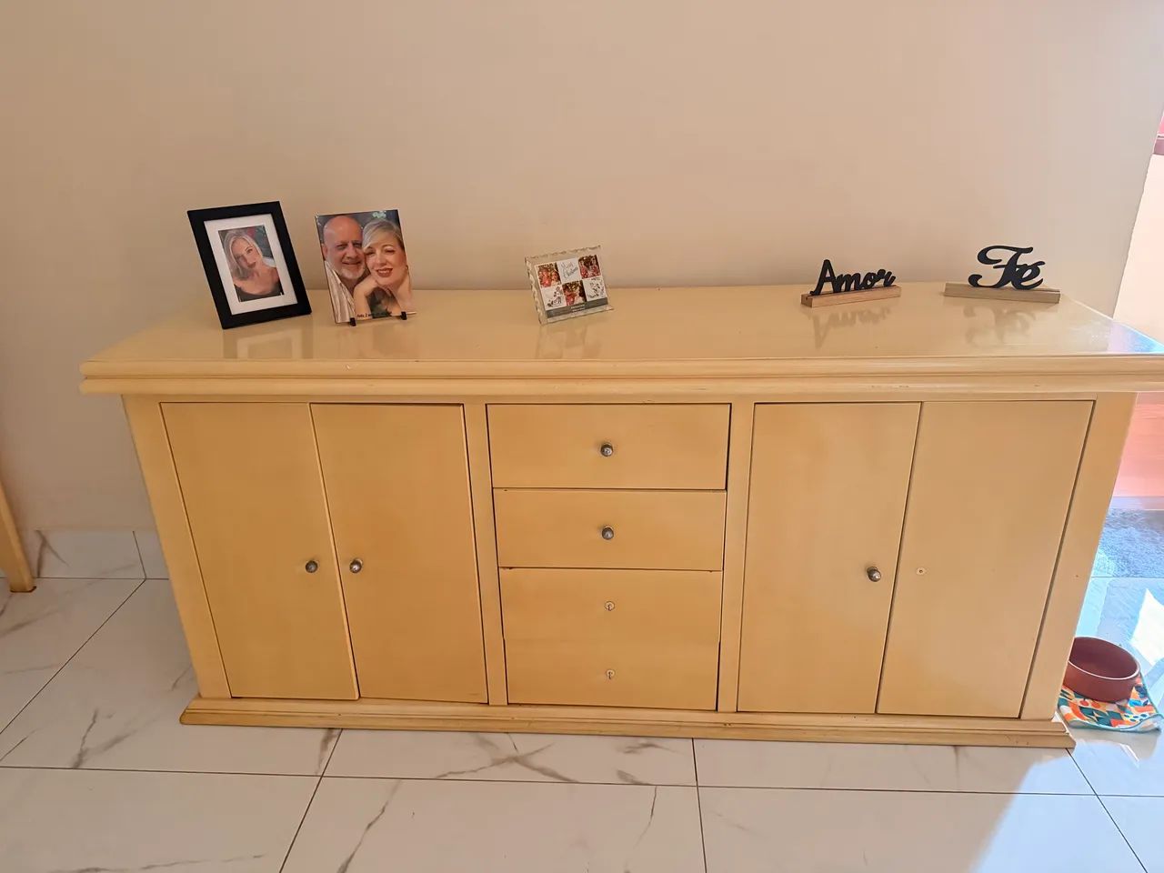 Conjunto sala de jantar mesa + 8 cadeiras e buffer tudo em madeira  - Foto 2