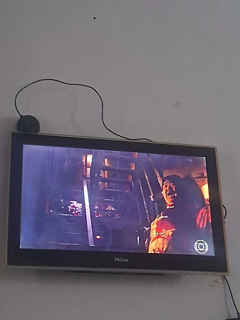 Tv de 24 pol (funciona perfeitamente)