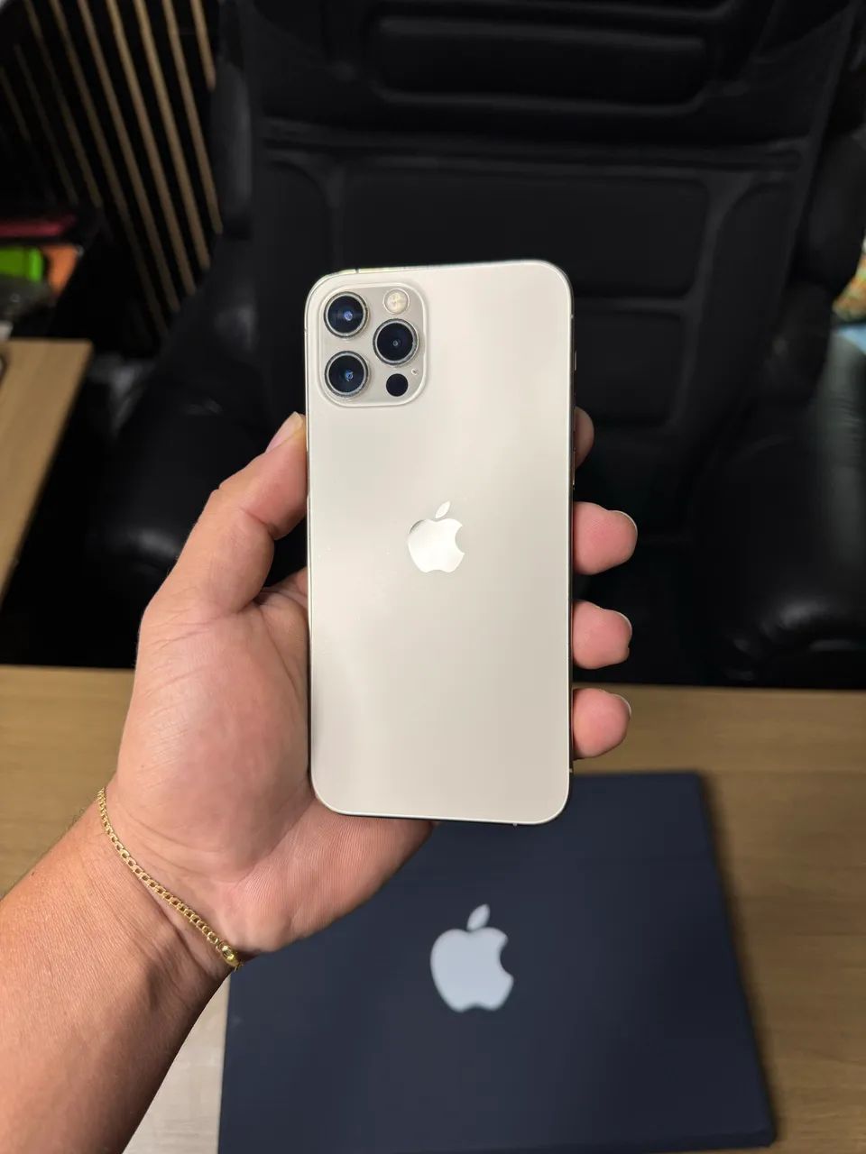 iPhone 12 Pro Gold 256gb zero! - Celulares e Smartphones - Jardim