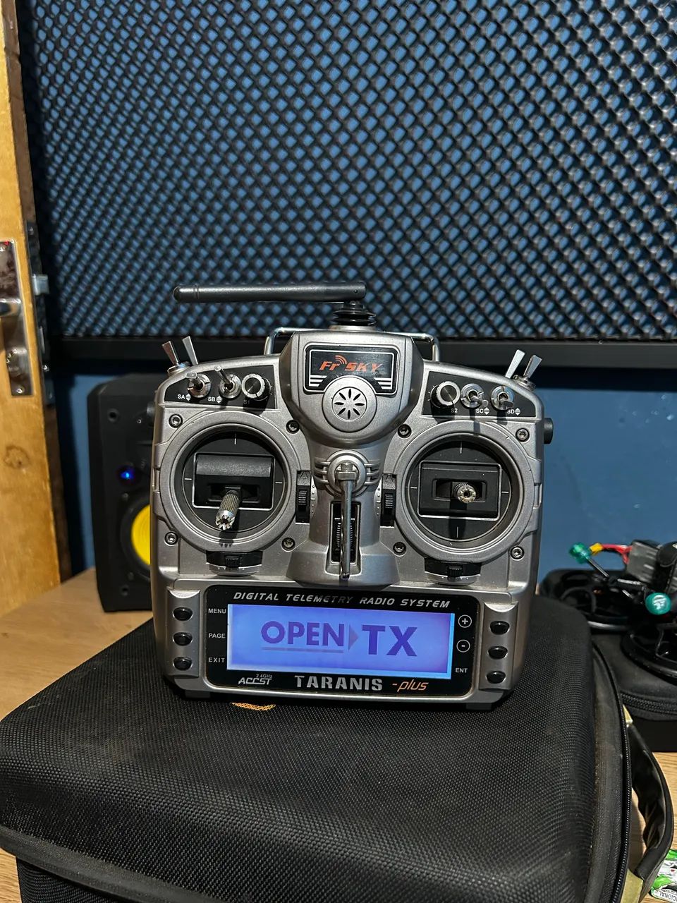 radio taranis x9d plus