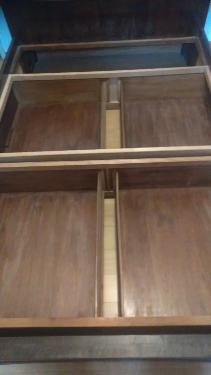 Cama de Casal de Madeira Maciça Com Baú - Foto 4