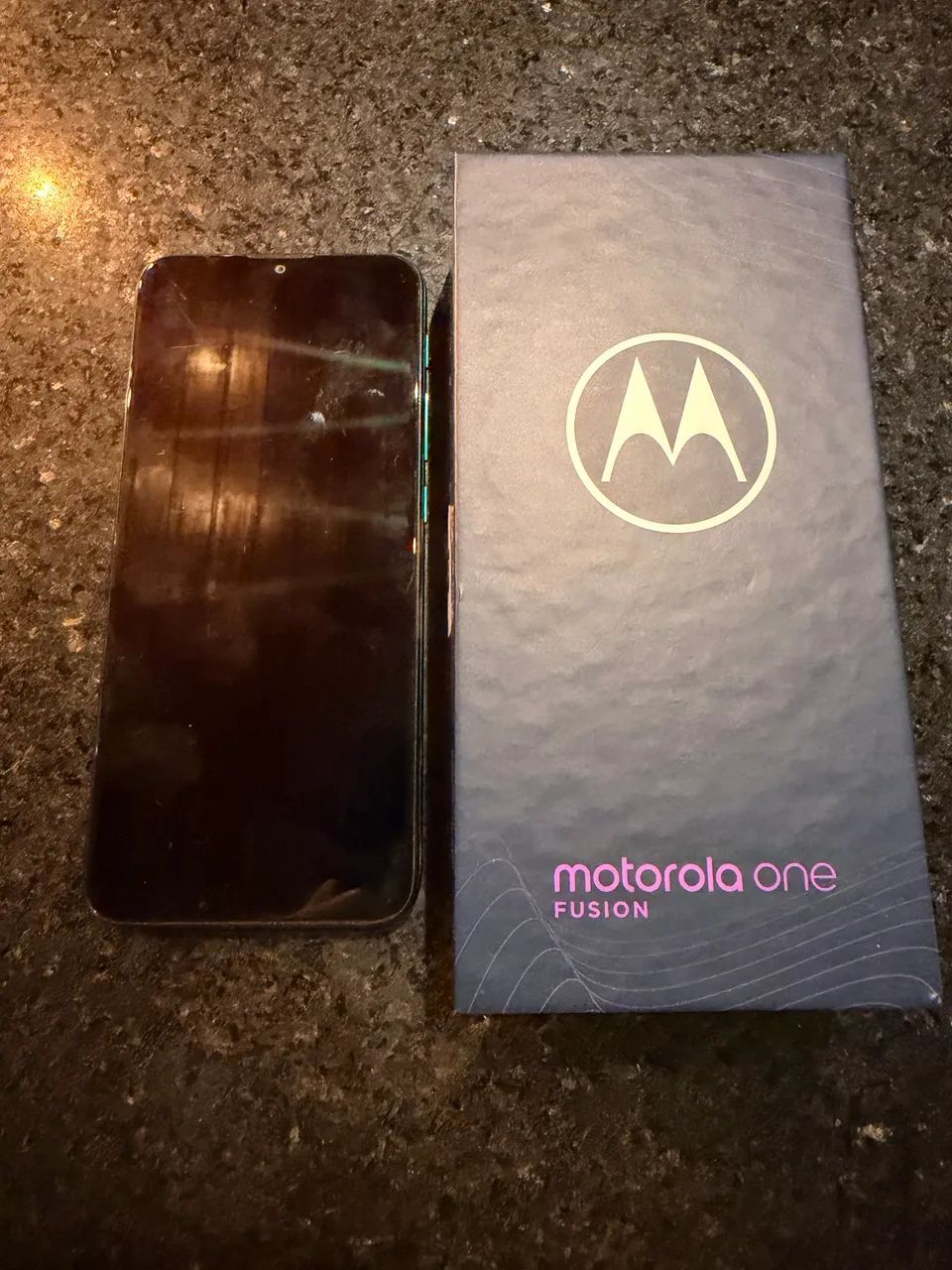 Motorola One Fusion em ótimo estado