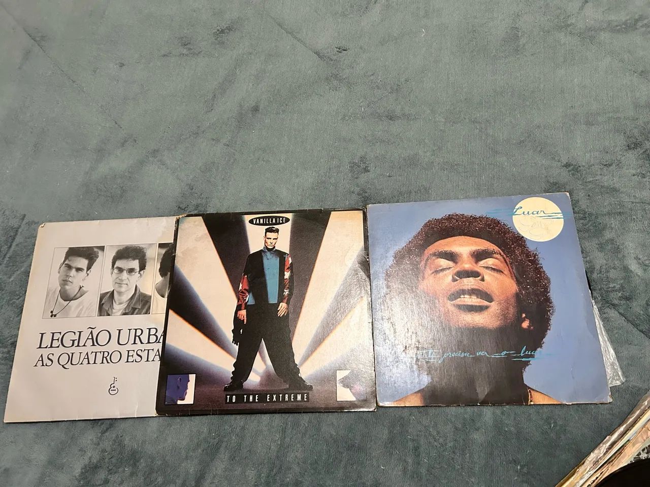 VINIL