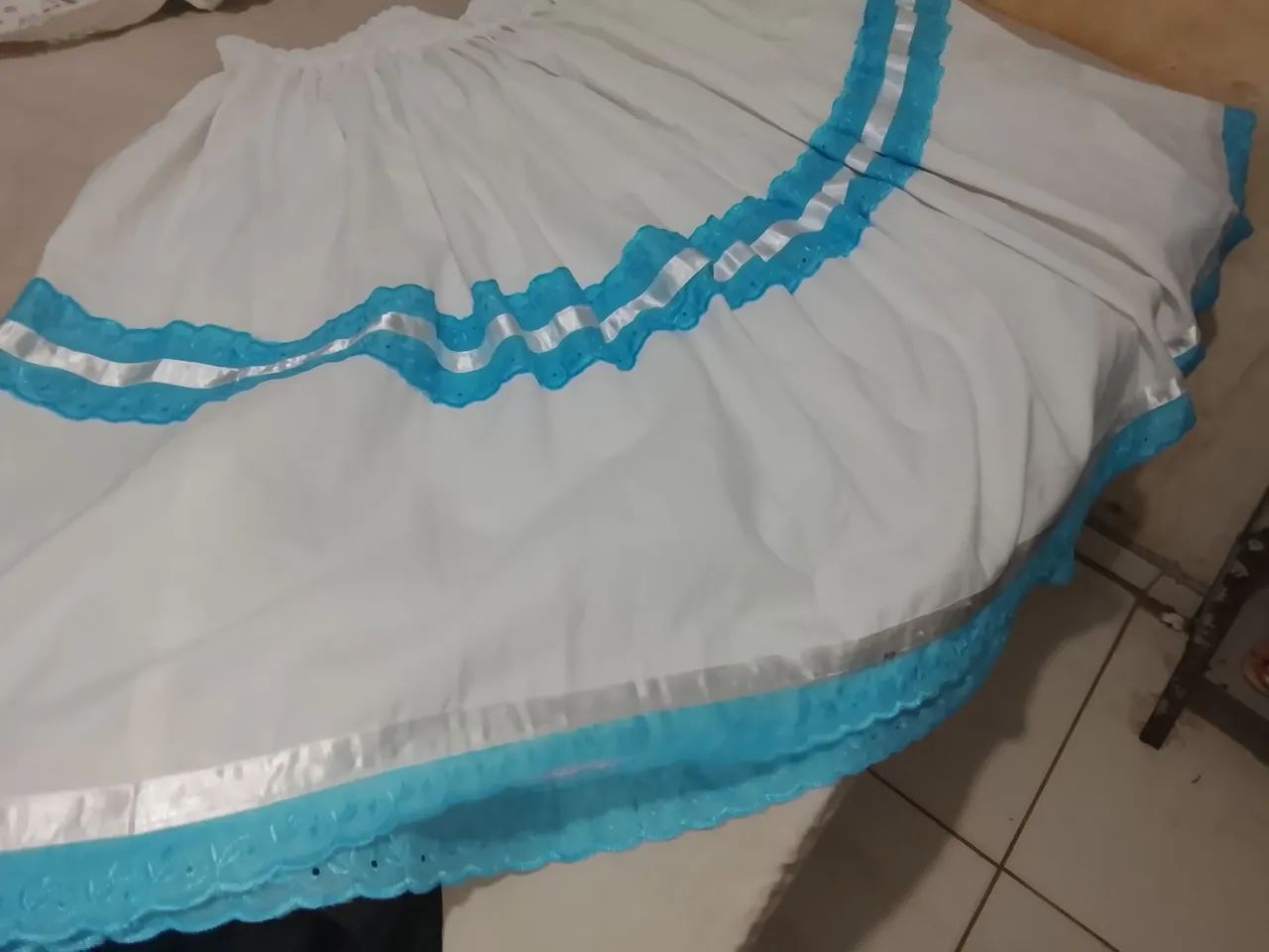 Saia branca com azul. Para umbanda e candomblé. - Foto 4