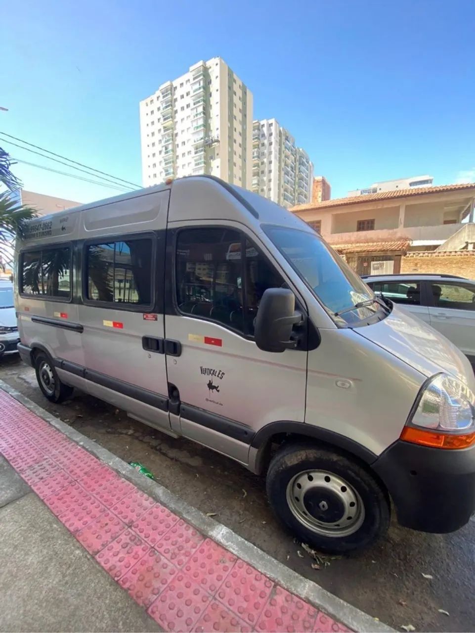 Aluguel de Van para Passeios 