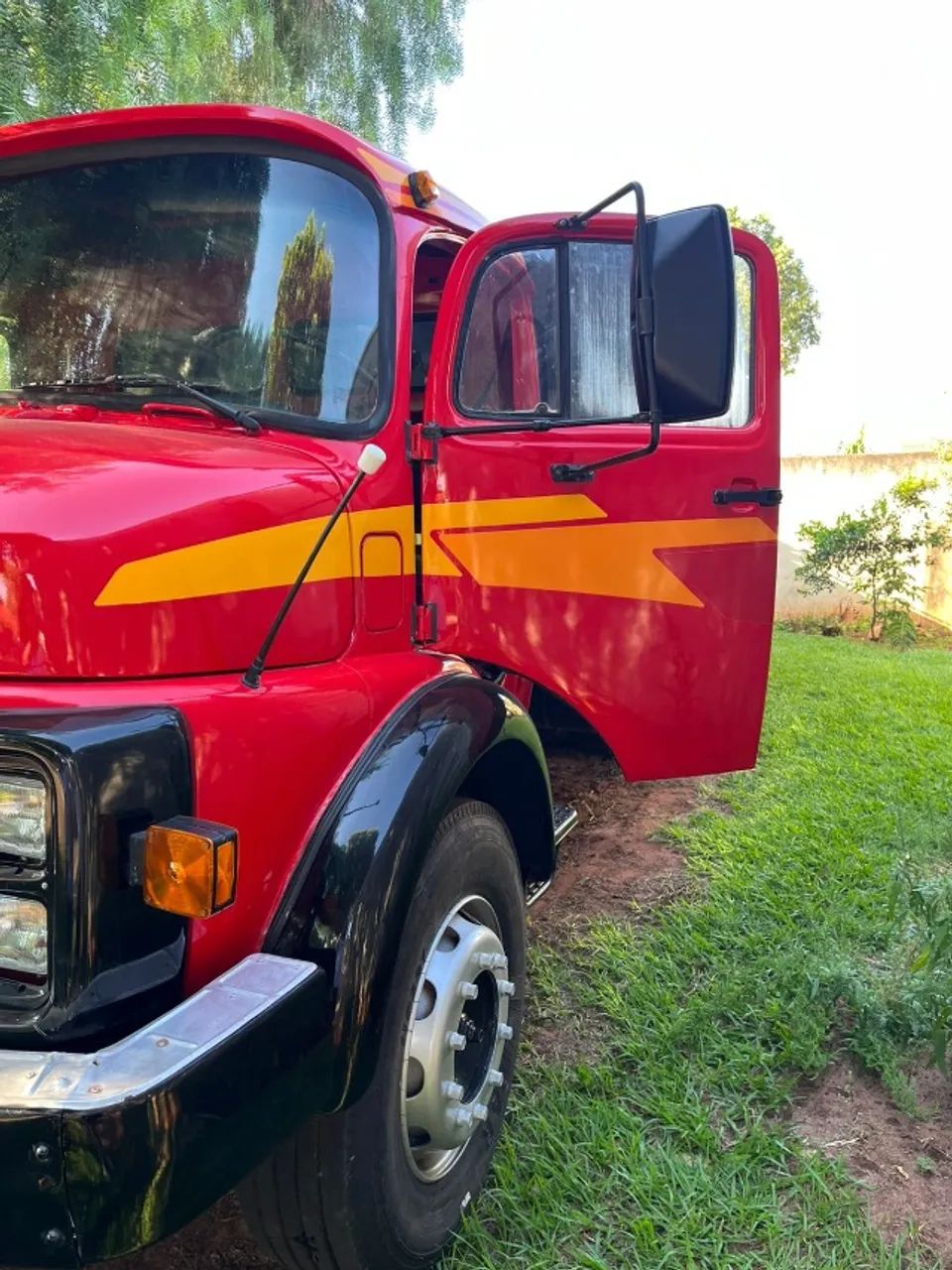 MB 1313 CARA PRETA 1979  - Foto 4