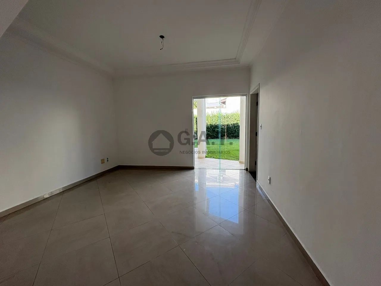 Casa em condomínio: 3 quartos, 2 suítes, 2 salas, 4 banheiros, 4 vagas - Sorocaba-SP, Parq - Foto 4