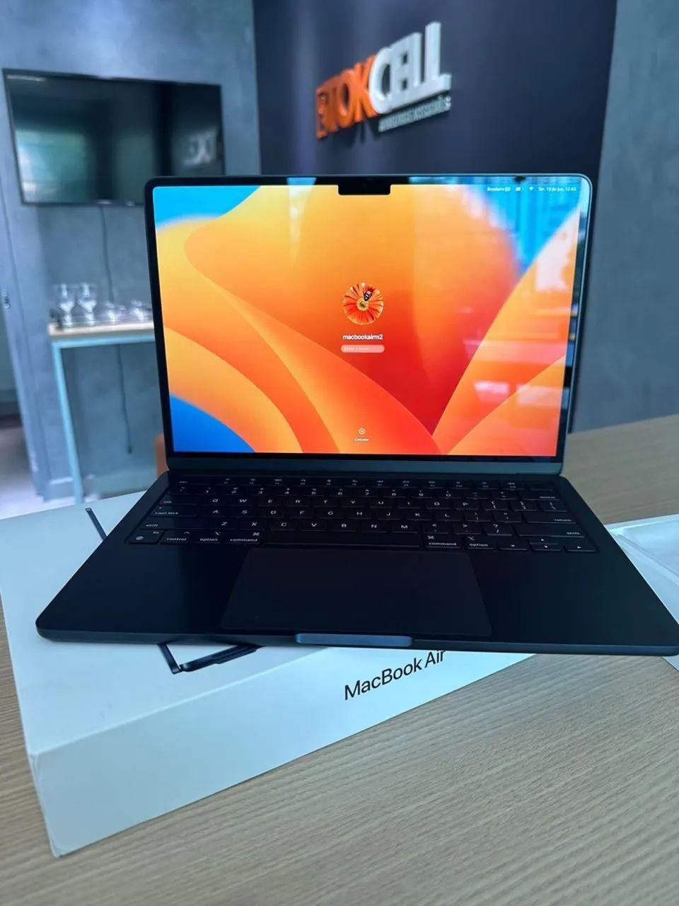 土*！様 MacBook Air M2 13インチ 8GB/256GB ミッドナ Macbook Air 13,6 Pol Apple M2 (8Gb Ram 256Gb Ssd) Midnight 2022