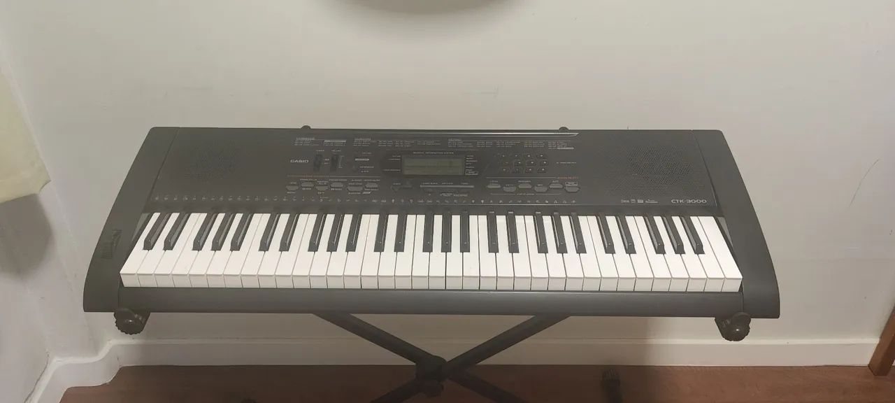 Teclado Cássio CTk-300 + suporte  - Foto 2