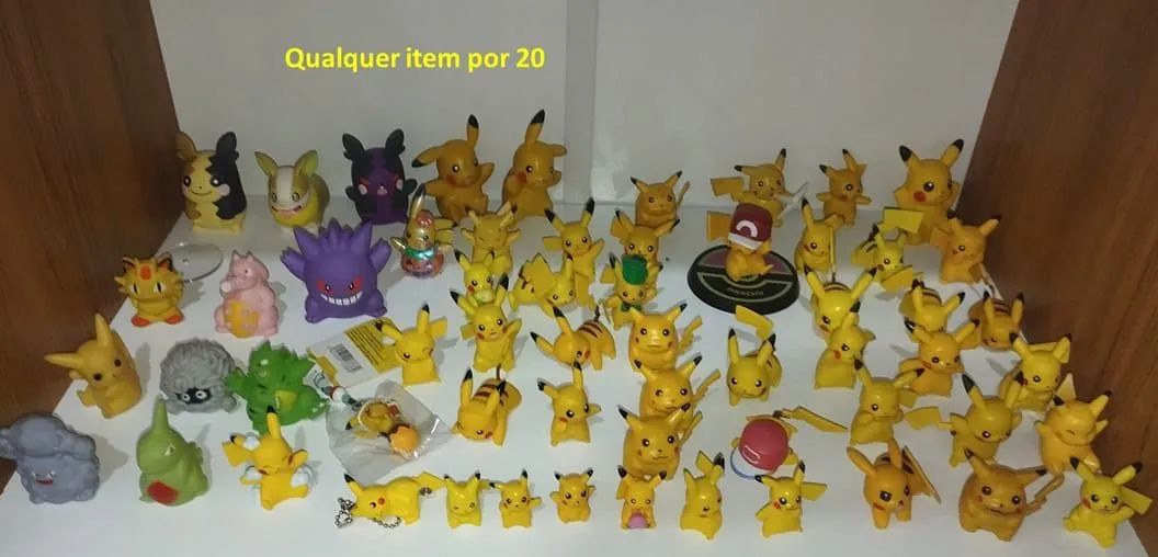 Brinquedo Miniatura Figura pokémon variados