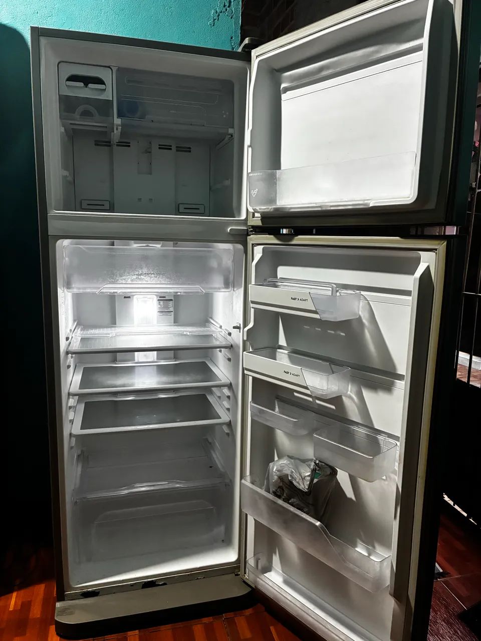 Geladeira Electrolux inox  - Foto 3