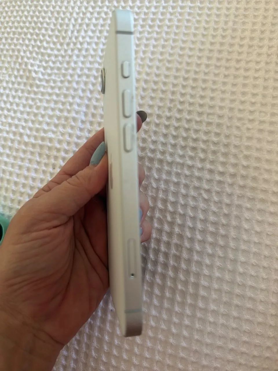 iPhone 16e - Foto 3