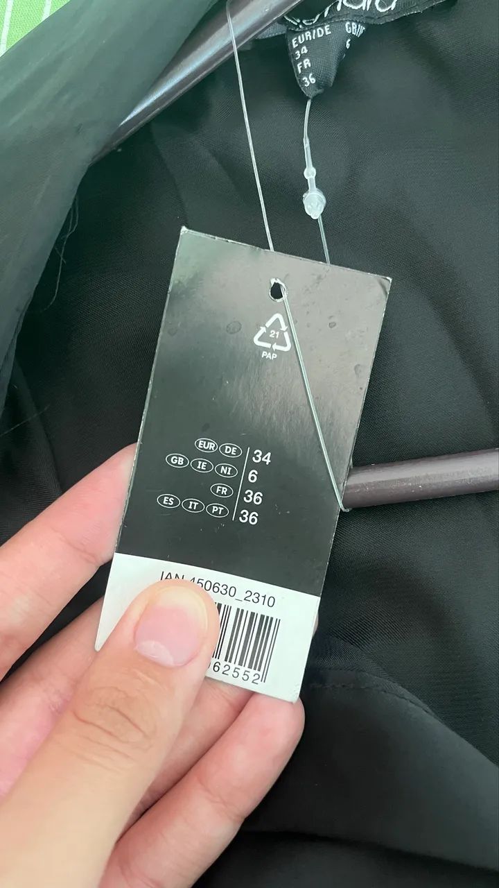 Sobretudo/vestido de cetim  - Foto 4
