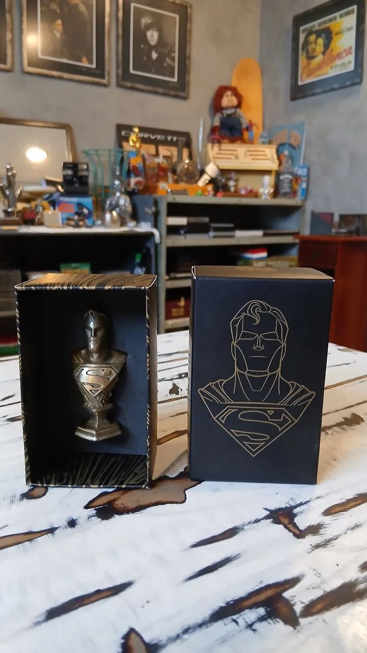 Busto colecionável do Superman. Da Omelete Legends  - Foto 2